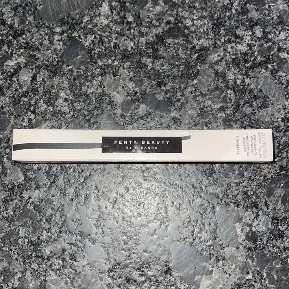 Fenty Beauty by Rihanna Flypencil Longwear Eye Liner in Cuz I’m Black new
